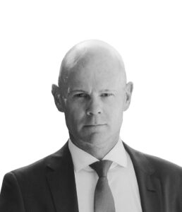 Photo of Richard Lewis